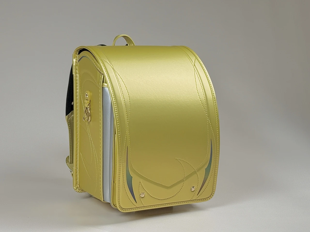 コスモレインボー　ゴールド×本体同系色