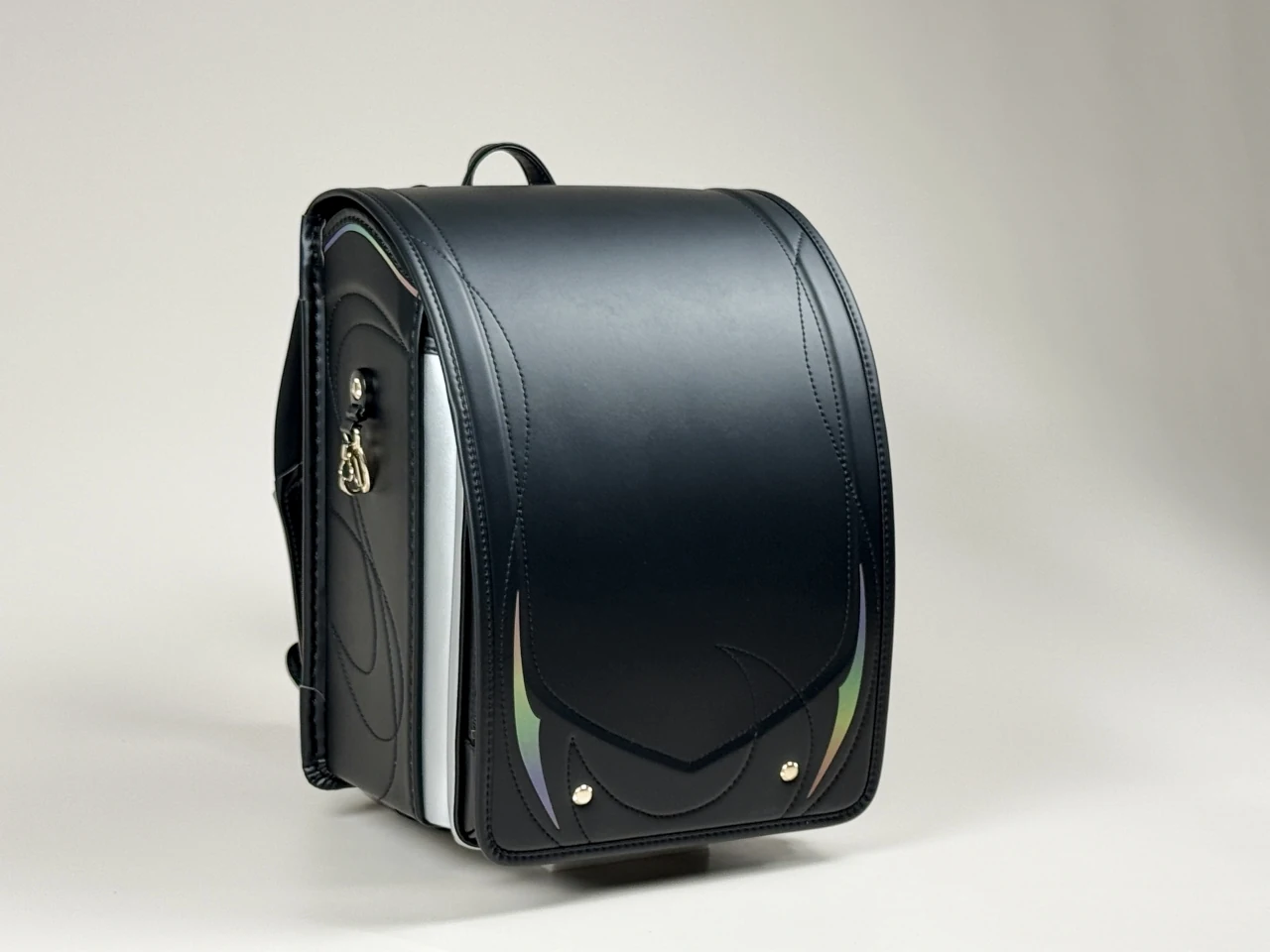 コスモレインボー　ブラック×本体同系色